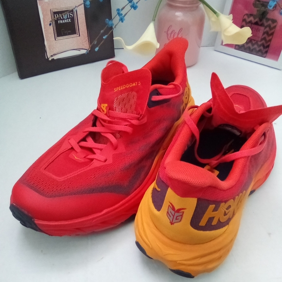 Hoka One One Men's Speedgoat 5 in Fiesta Radiant Yellow, size 12 - Picture 5 of 15